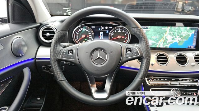 Mercedes-Benz E-Class E200 Avantgarde