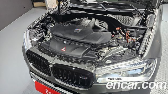 BMW X5M 4.4