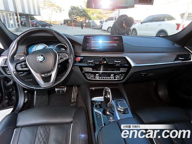 BMW 5-Series 520d M Sport Package Plus