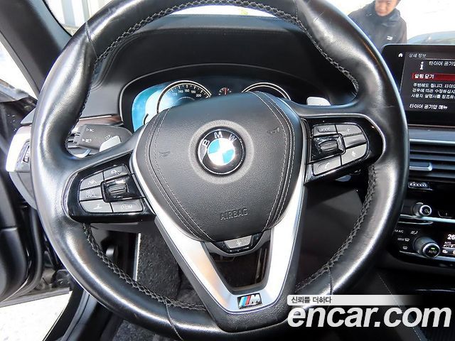 BMW 5-Series 520d M Sport Package Plus
