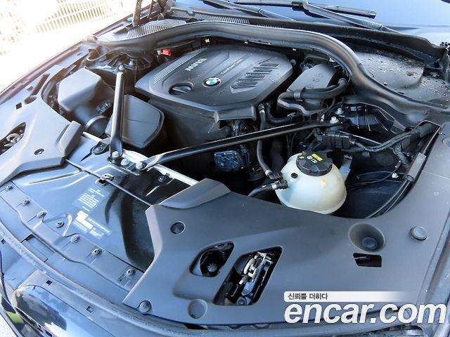 BMW 5-Series 520d M Sport Package Plus