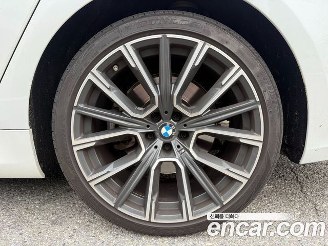 BMW 7-Series 730Ld xDrive M Sport