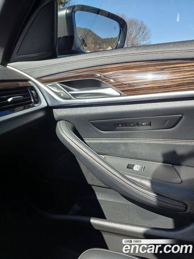 BMW 5-Series 520i M Sport