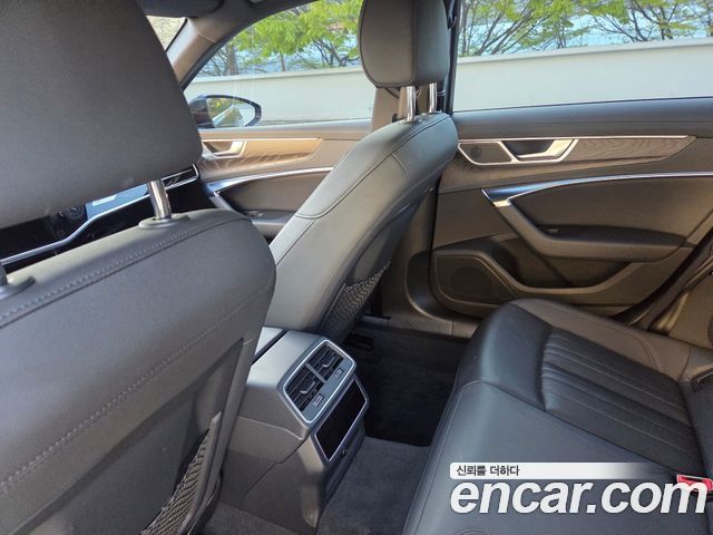 Audi A6 45 TFSI Premium
