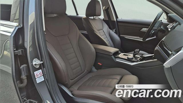 BMW 3-Series 320d Luxury