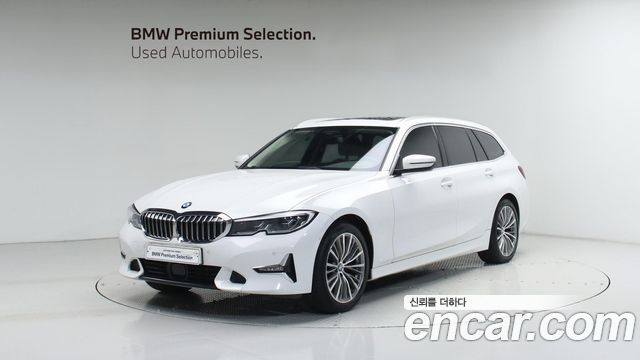 BMW 3-Series 320i Touring Luxury