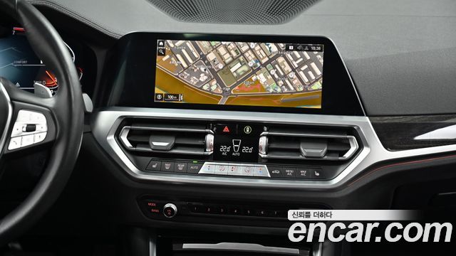 BMW 3-Series 320i Touring Luxury