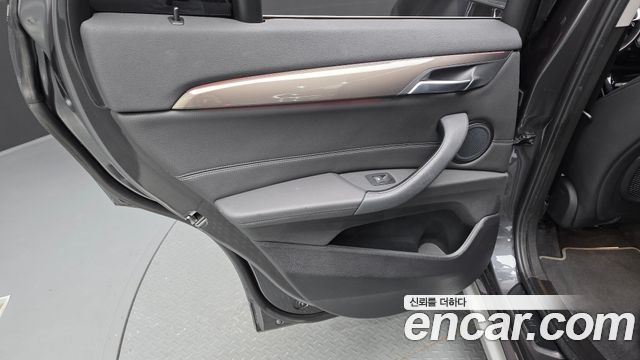 BMW X1 xDrive 20i Advantage