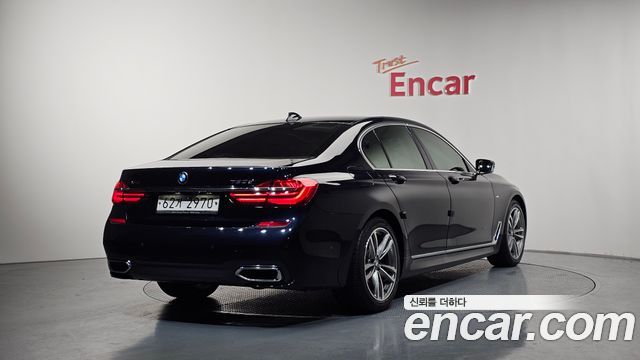 BMW 7-Series 730d xDrive M Sport