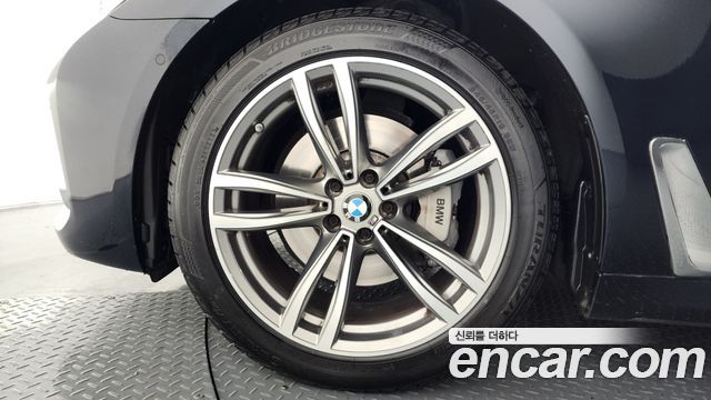 BMW 7-Series 730d xDrive M Sport