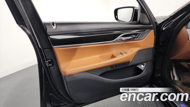 BMW 7-Series 730d xDrive M Sport