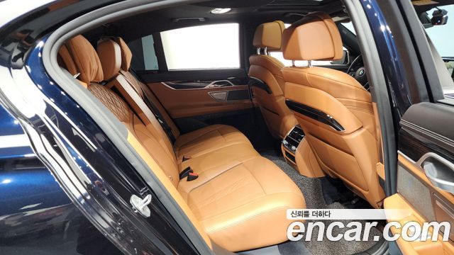 BMW 7-Series 730d xDrive M Sport