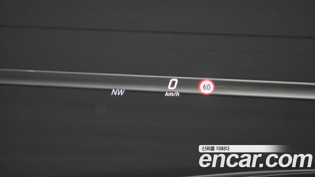Mercedes-Benz E-Class E300 4MATIC Avnatgarde