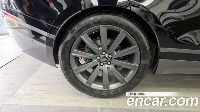 Land Rover Range Rover Velar 3.0 D300 R-Dynamic HSE