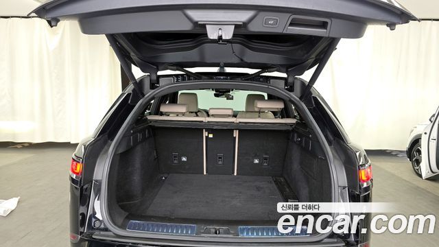 Land Rover Range Rover Velar 3.0 D300 R-Dynamic HSE