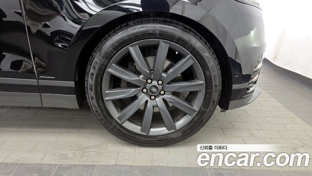 Land Rover Range Rover Velar 3.0 D300 R-Dynamic HSE