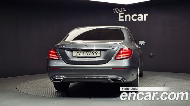 Mercedes-Benz E-Class E220d 4MATIC Exclusive