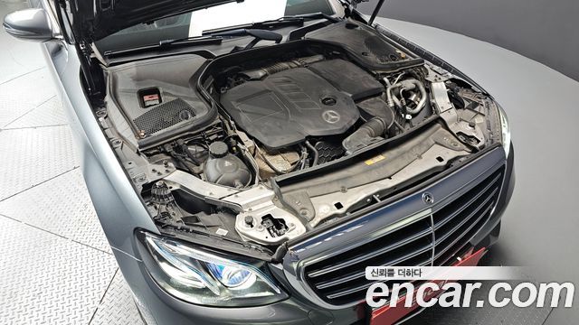 Mercedes-Benz E-Class E220d 4MATIC Exclusive
