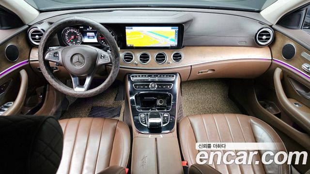 Mercedes-Benz E-Class E220d 4MATIC Exclusive