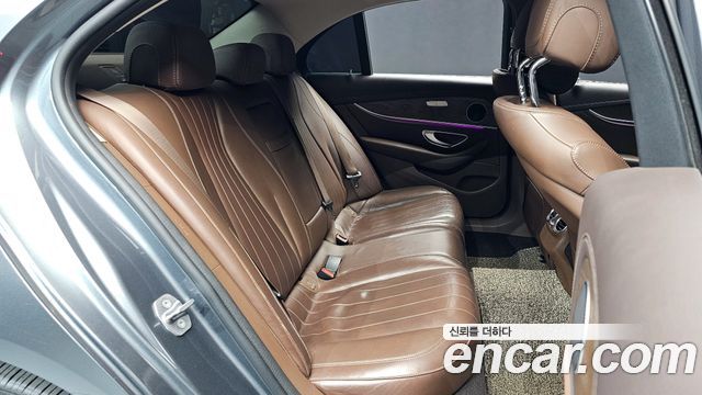 Mercedes-Benz E-Class E220d 4MATIC Exclusive