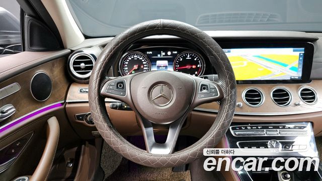 Mercedes-Benz E-Class E220d 4MATIC Exclusive