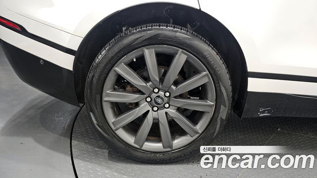 Land Rover Range Rover Velar 3.0 D300 R-Dynamic HSE