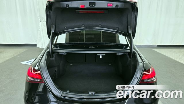 Mercedes-Benz E-Class E350 4MATIC Avantgarde