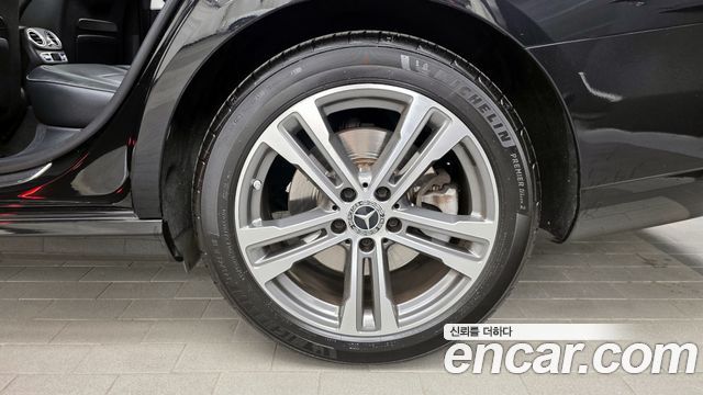 Mercedes-Benz E-Class E350 4MATIC Avantgarde