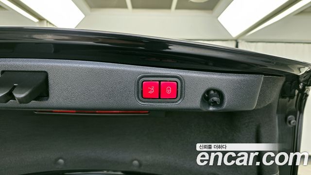 Mercedes-Benz E-Class E350 4MATIC Avantgarde