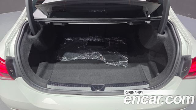 Mercedes-Benz A-Class A250 4MATIC Sedan