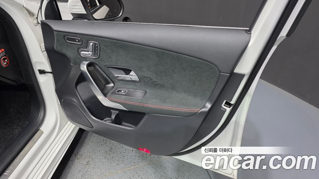 Mercedes-Benz A-Class A250 4MATIC Sedan