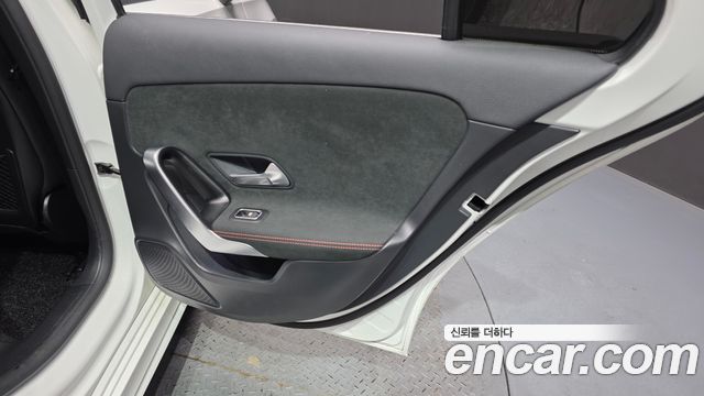 Mercedes-Benz A-Class A250 4MATIC Sedan