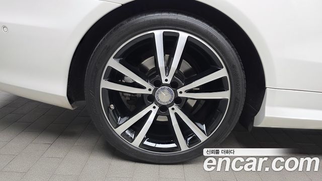 Mercedes-Benz E-Class E400 Cabriolet