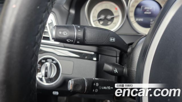 Mercedes-Benz E-Class E400 Cabriolet