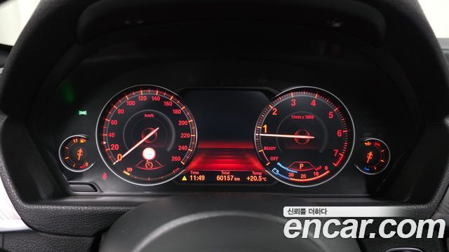 BMW 3-Series 320i M Sport Shadow