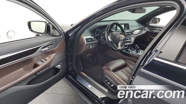BMW 7-Series 740Li xDrive M Sport Package