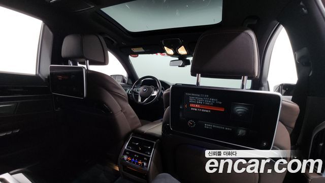 BMW 7-Series 740Li xDrive M Sport Package