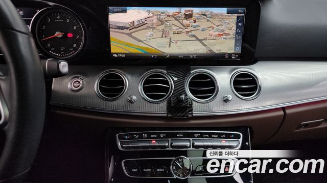 Mercedes-Benz E-Class E300 Avantgarde
