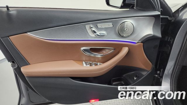 Mercedes-Benz E-Class E300 Avantgarde