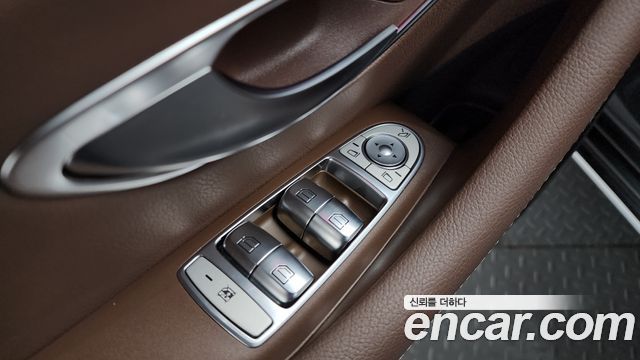 Mercedes-Benz E-Class E300 Avantgarde