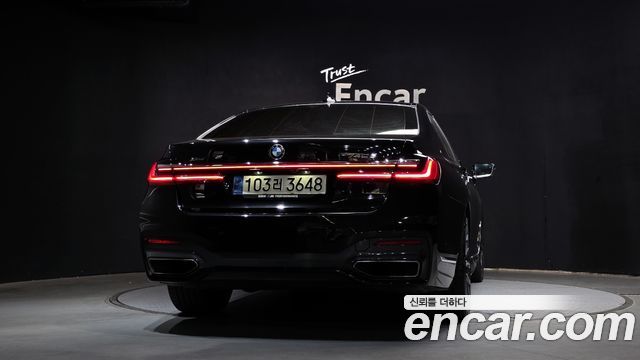 BMW 7-Series 740d xDrive M Sport