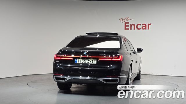 BMW 7-Series 730Ld xDrive Design Pure Excellence