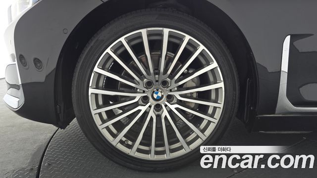 BMW 7-Series 730Ld xDrive Design Pure Excellence