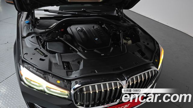 BMW 7-Series 730Ld xDrive Design Pure Excellence