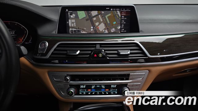 BMW 7-Series 730Ld xDrive Design Pure Excellence