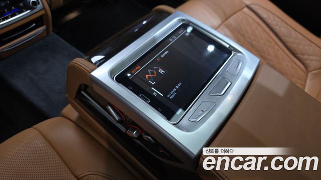 BMW 7-Series 730Ld xDrive Design Pure Excellence