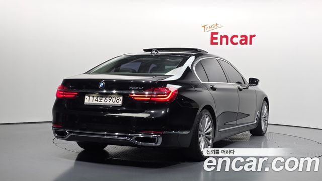 BMW 7-Series 740Li xDrive
