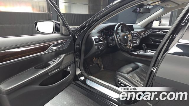 BMW 7-Series 740Li xDrive