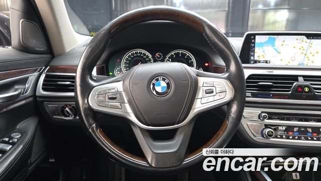 BMW 7-Series 740Li xDrive
