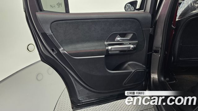 Mercedes-Benz GLB-Class AMG GLB35 4MATIC